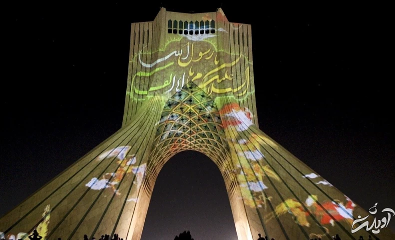 (تصاویر) نورافشانی برج آزادی و برج میلاد